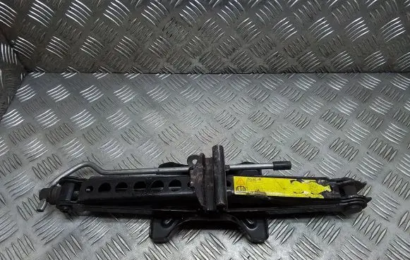 Ford Focus Lift Jack 3M5117080CB