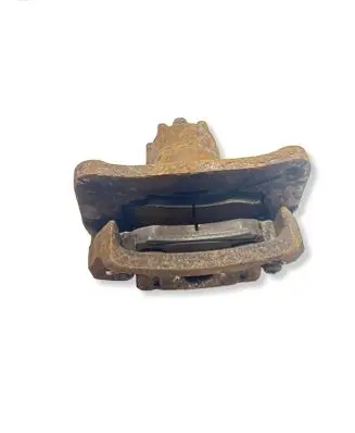 Mitsubishi Pajero Rear brake caliper 