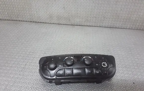 Mercedes-Benz C W203 Climate control unit A2038300785 944C078706