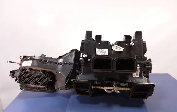 Interior heater climate box assembly
