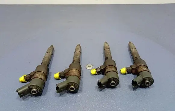 Alfa Romeo 159 Fuel injector 0445110244
