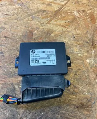 BMW 5 F10 F11 Hand brake control module 32620300