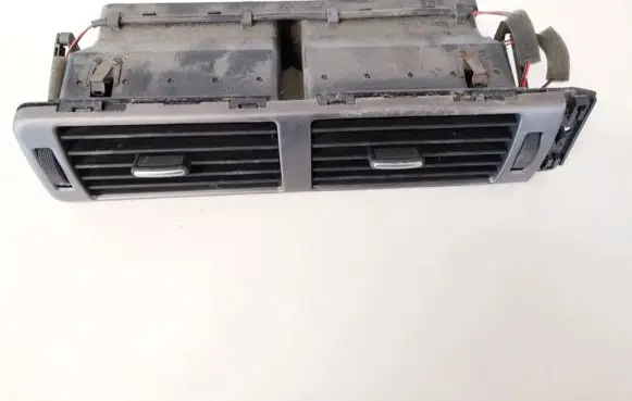 Audi A6 S6 C5 4B Dash center air vent grill 4B1820951