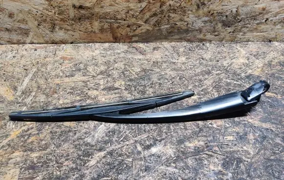 Nissan X-Trail T31 Rear wiper blade arm 39852 06321