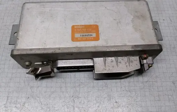Audi 80 90 S2 B4 ABS control unit/module 0265100037 443907379C