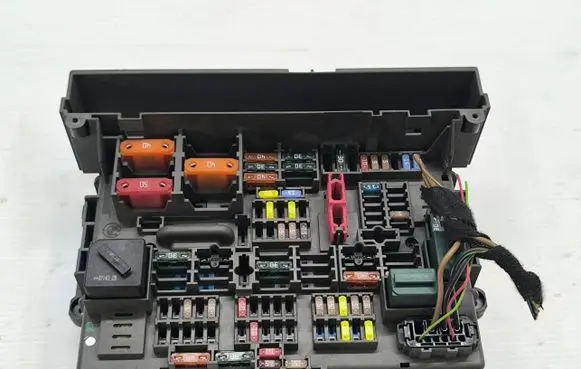 BMW 1 E81 E87 Fuse 9119445