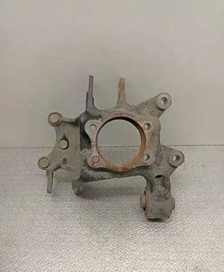 Hyundai Tucson TL Rear wheel hub spindle/knuckle D7000
