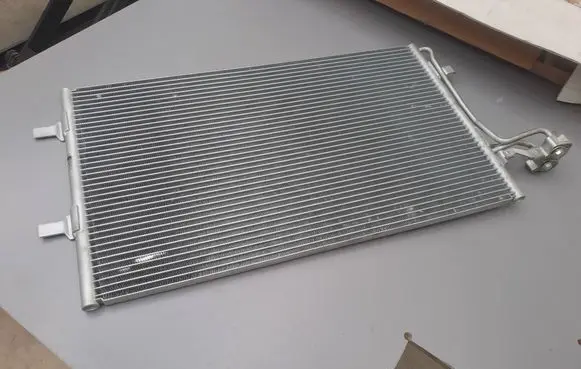 Volvo V50 A/C cooling radiator (condenser) 