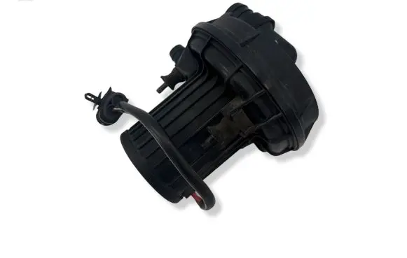 Audi RS4 B7 Secondary air pump 079906601E