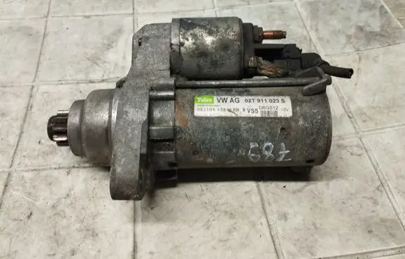 Volkswagen Golf V Starter motor 02T911023S 0811064584