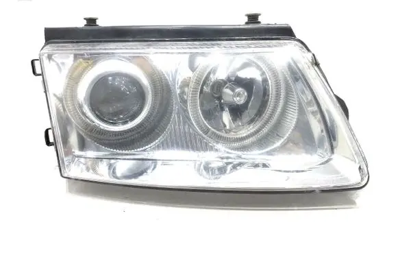 Volkswagen PASSAT B5 Headlight/headlamp
