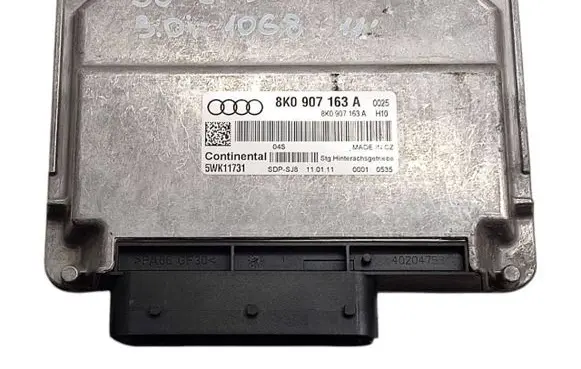 Audi S5 Transfer box differential control unit 8K0907163A 5WK11731