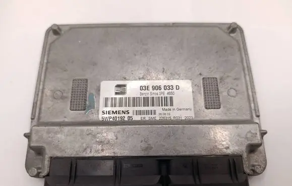 Seat Ibiza III (6L) Engine control unit/module 03E906033D 3PE4650 5WP40192
