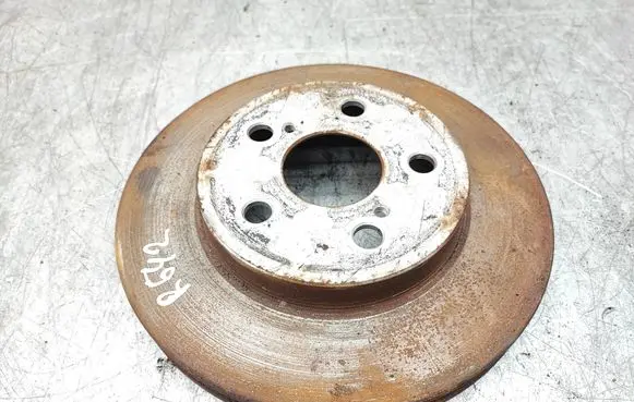 Toyota Prius (XW50) Front brake disc