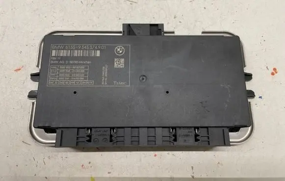 BMW 5 F10 F11 Light module LCM 9345374 000019FD 0000106E