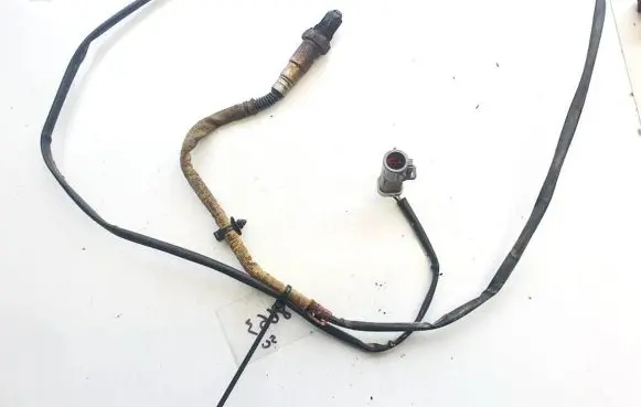 Ford Mondeo Mk III Lambda probe sensor 385201 cf33g