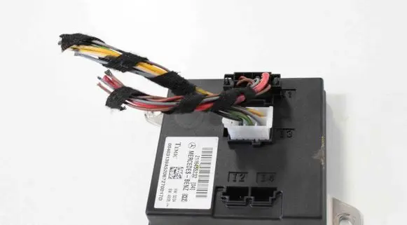 Mercedes-Benz CLS C219 Other devices A2115455232