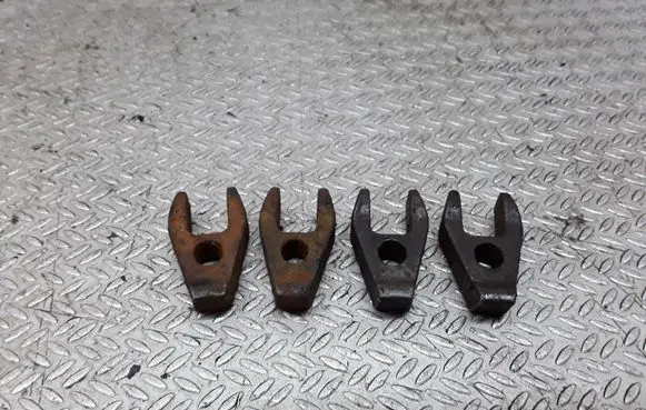 Fuel Injector clamp holder