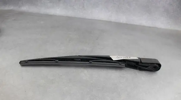 KIA Ceed Rear wiper blade arm