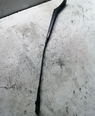 Volkswagen Touran I Windshield/front glass wiper blade 1T0955410A