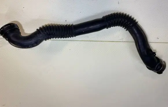BMW 5 E60 E61 Intercooler hose/pipe 7803748 58300015