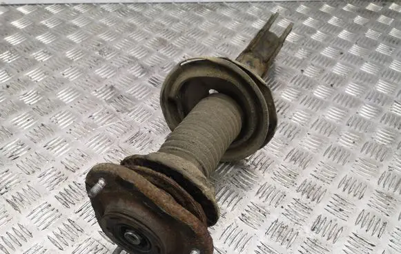 Toyota Avensis T250 Front shock absorber/damper