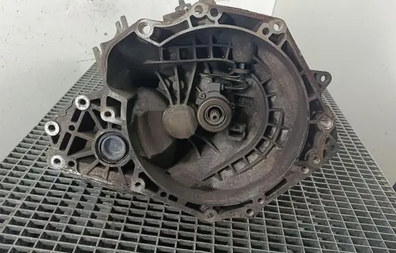Opel Zafira B Manual 5 speed gearbox F17C419
