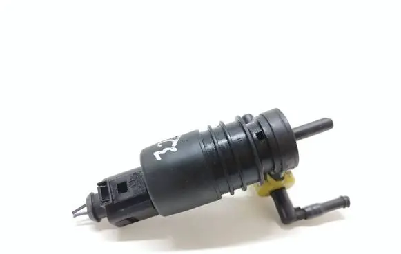 Audi A4 S4 B6 8E 8H Windscreen/windshield washer pump 1K6955651 3122789