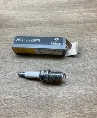 Renault Laguna III Spark plug 7700500180