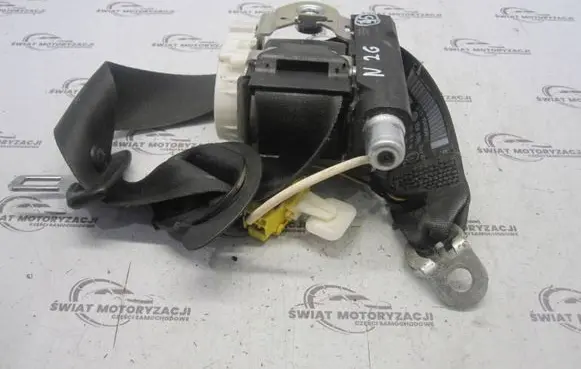 Volkswagen PASSAT CC Front seatbelt 3C1857706R