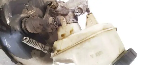 Opel Insignia A Master brake cylinder