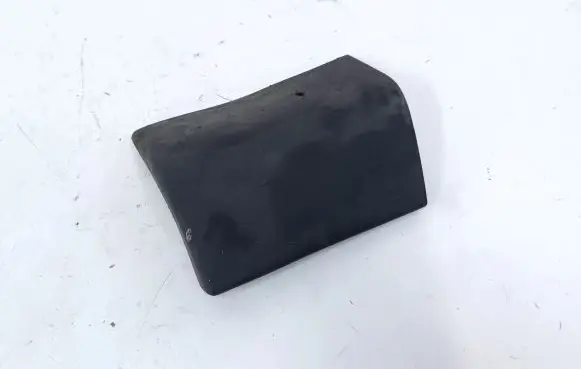Dodge Grand Caravan Fender end trim ICZ98TRMAB 1CZ98RXFAA