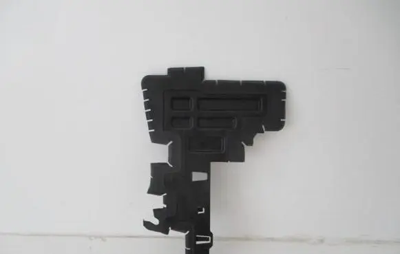 Peugeot 5008 II Radiator trim 9836689380