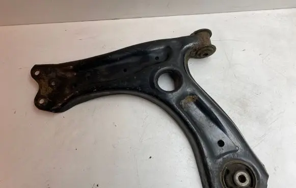Volkswagen Cross Polo Front lower control arm/wishbone 6R0407151A