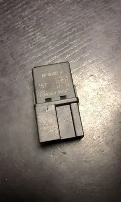 Mitsubishi Space Star Other relay Mb95338211