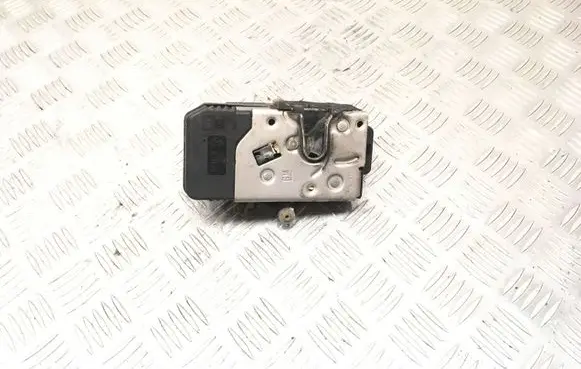 Opel Combo C Front door lock 24434884