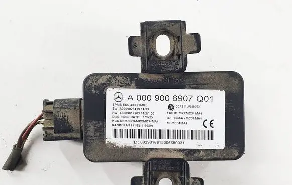 Mercedes-Benz C W205 Tire pressure control unit A0009006907-pp a0009006907