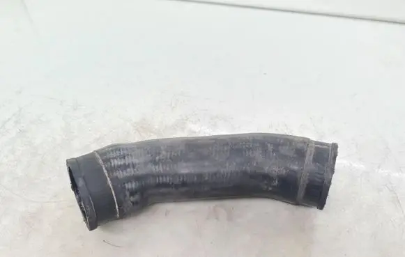Intercooler hose/pipe