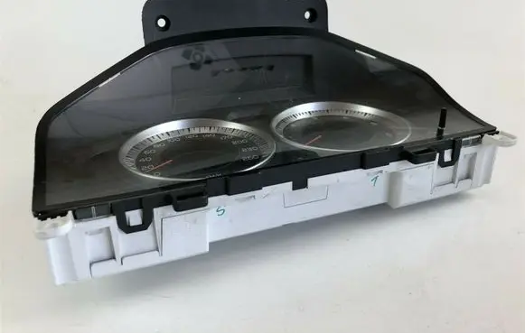 Volvo V60 Speedometer (instrument cluster) 31327582AA H2130