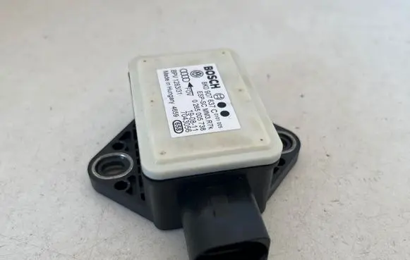 Audi Q5 SQ5 ESP acceleration yaw rate sensor 8K0907637C