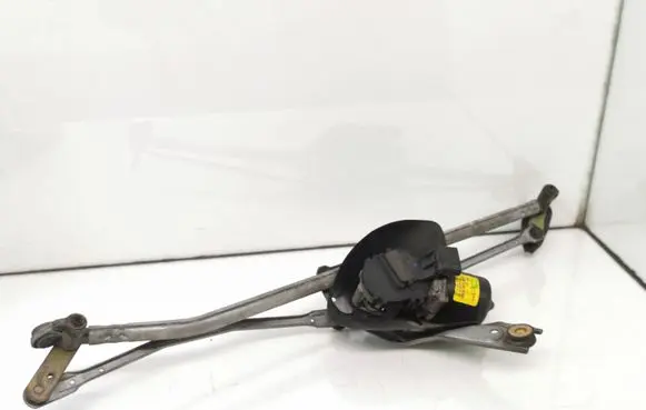 Mini One - Cooper R50 - 53 Front wiper linkage and motor 54517611 8377427 8229128