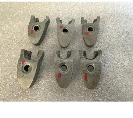 Audi A6 S6 C7 4G Fuel Injector clamp holder 059216J