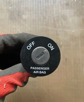Hyundai Santa Fe Passenger airbag on/off switch 378090