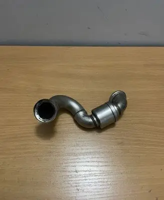 BMW X5 E70 EGR valve line/pipe/hose 11712354039 2354039