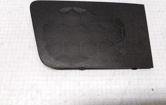 Side speaker trim/cover