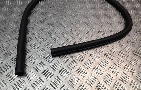 Audi A7 S7 4G Front door rubber seal 4G8831707A