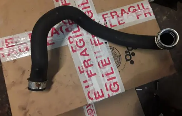 Mercedes-Benz E W212 Engine coolant pipe/hose A2045012982
