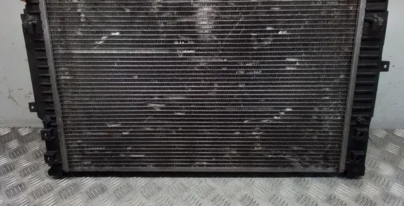 Audi A4 S4 B5 8D Coolant radiator