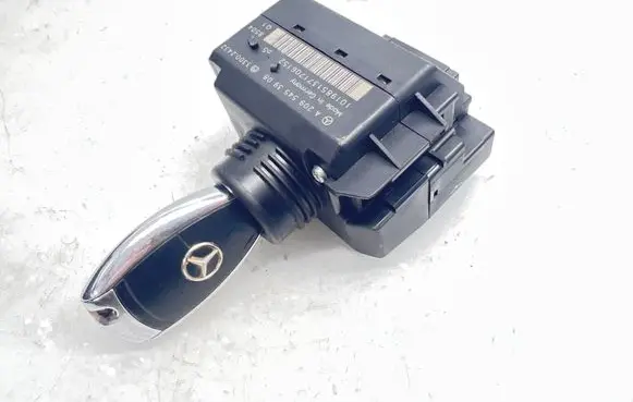 Mercedes-Benz CLC CL203 Ignition lock A2095453908