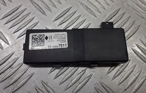 Opel Mokka X Central locking motor 13597911